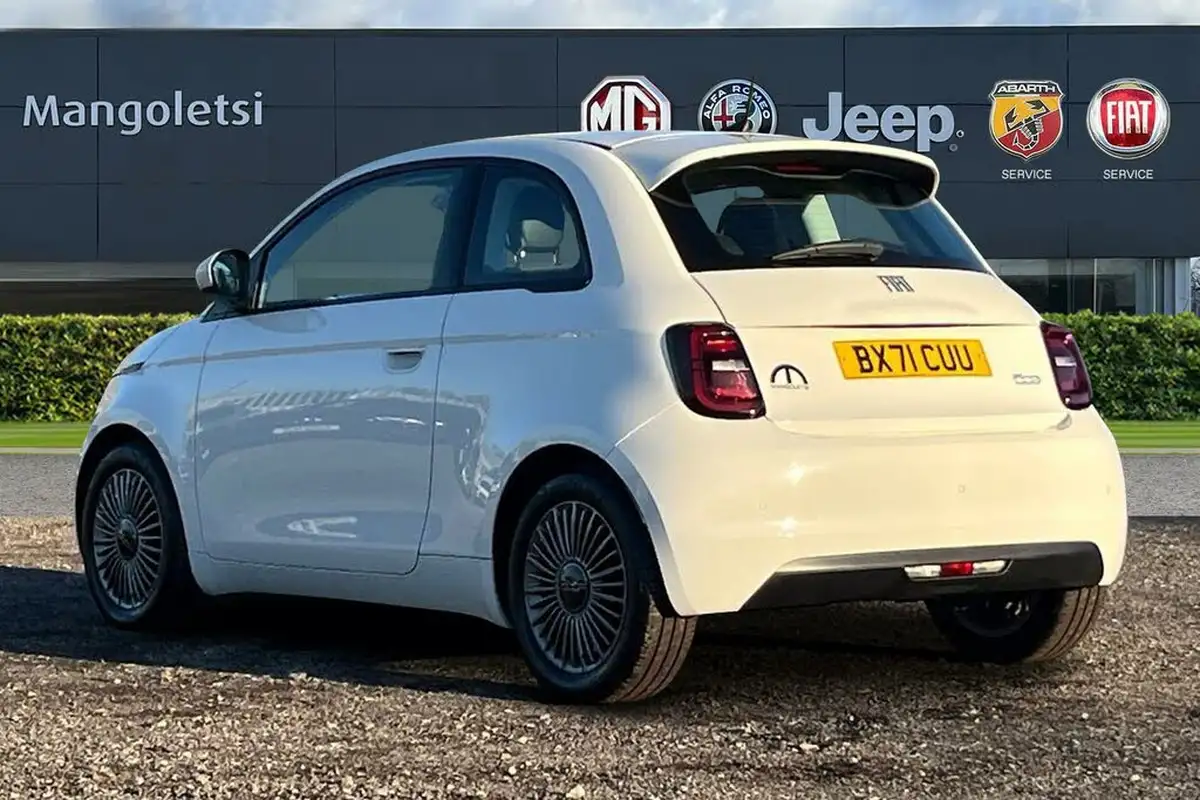 2021-fiat-500-e-icon-big-2