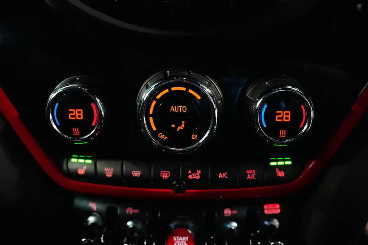 2020-mini-countryman-20-john-cooper-works-big-47