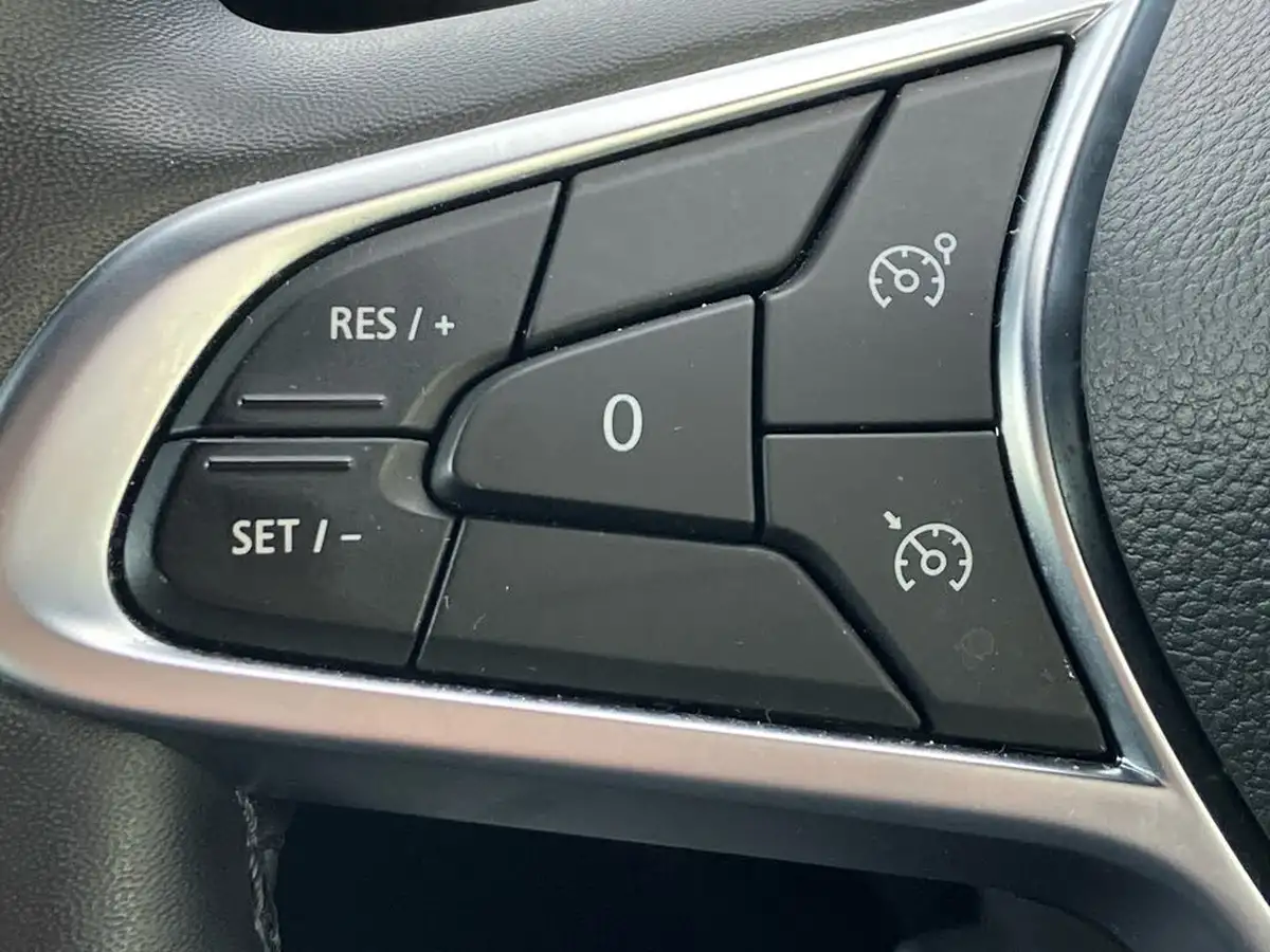 2021-renault-clio-10-tce-s-edition-90ps-big-18