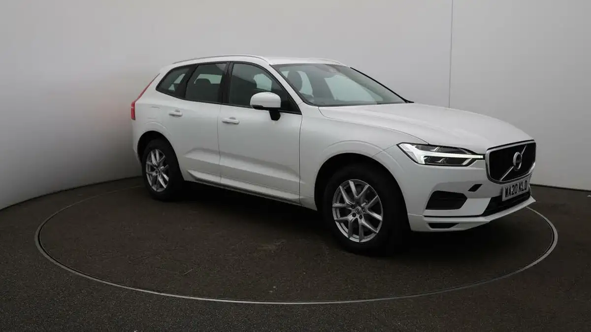 2020-volvo-xc60-20-t5-momentum-awd-big-1
