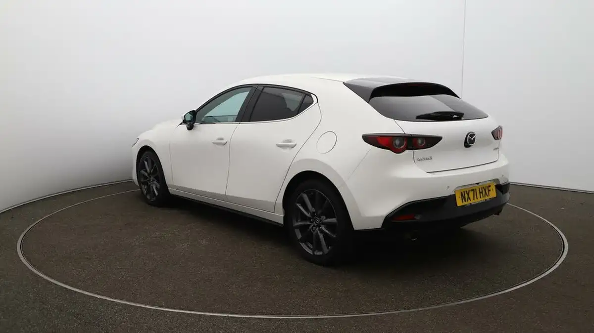 2022-mazda-mazda3-20-sport-lux-122ps-hatchback-5d-auto-big-54