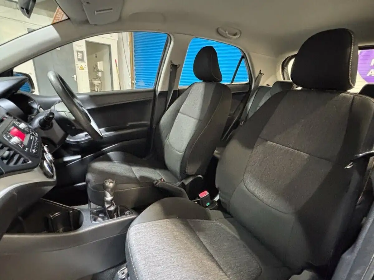 2012-kia-picanto-10-picanto-1-5d-big-16