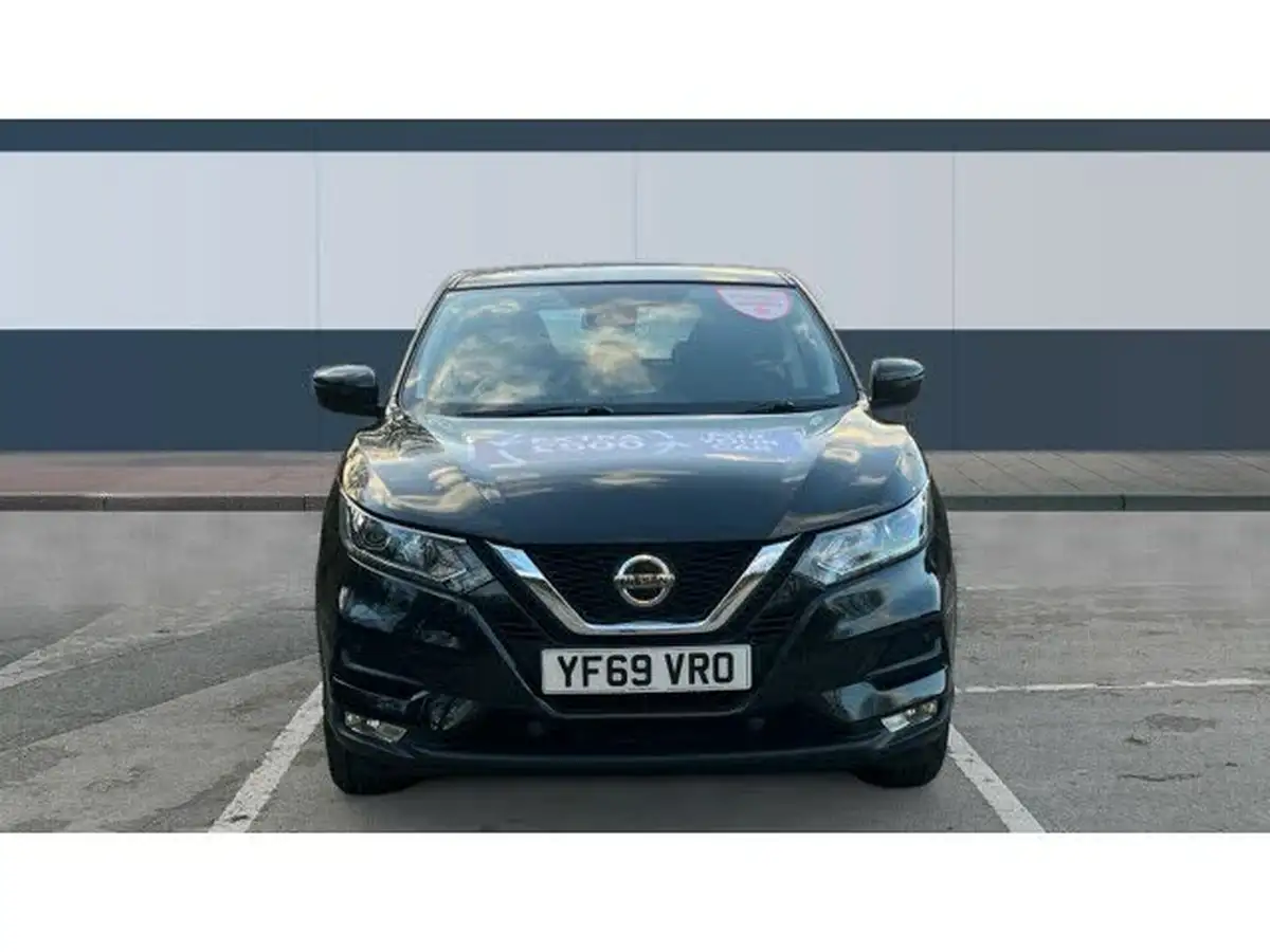 2019-nissan-qashqai-13-dig-t-acenta-premium-140ps-big-2