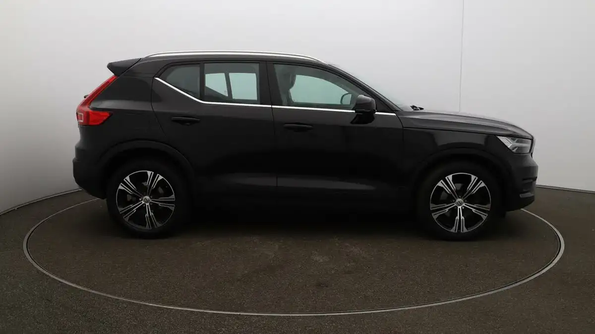 2020-volvo-xc40-20-b4-inscription-pro-big-47