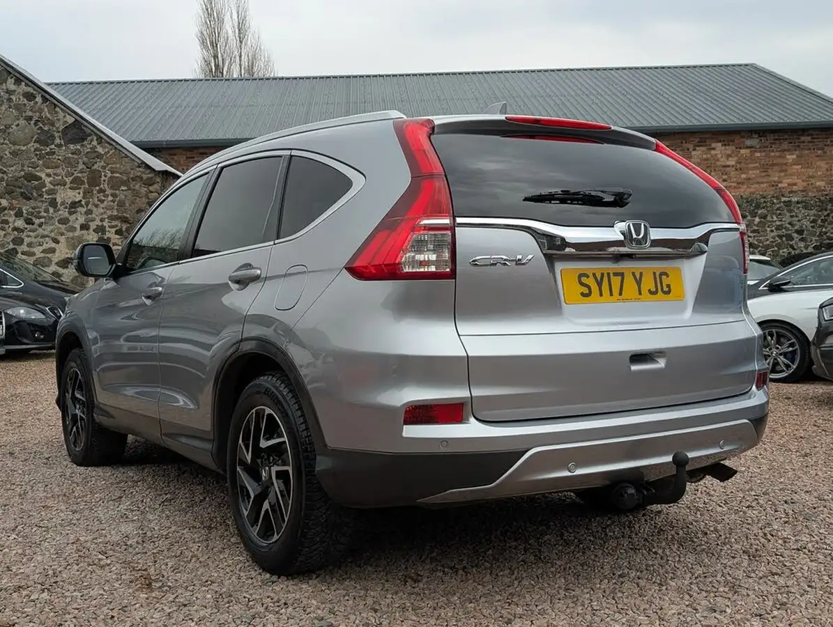 2017-honda-cr-v-16i-dtec-se-plus-160ps-4x4-auto-big-14