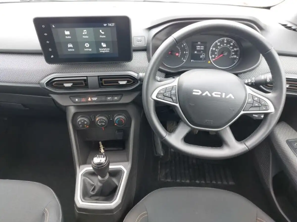 2024-dacia-sandero-stepway-10-tce-expression-90bhp-big-6