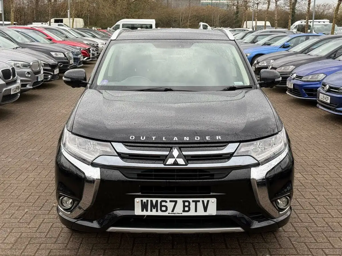 2018-mitsubishi-outlander-20-4h-phev-big-8