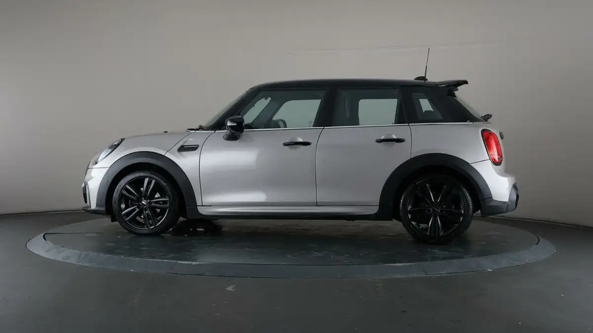 2021-mini-cooper-15-cooper-sport-hatchback-5d-auto-big-30