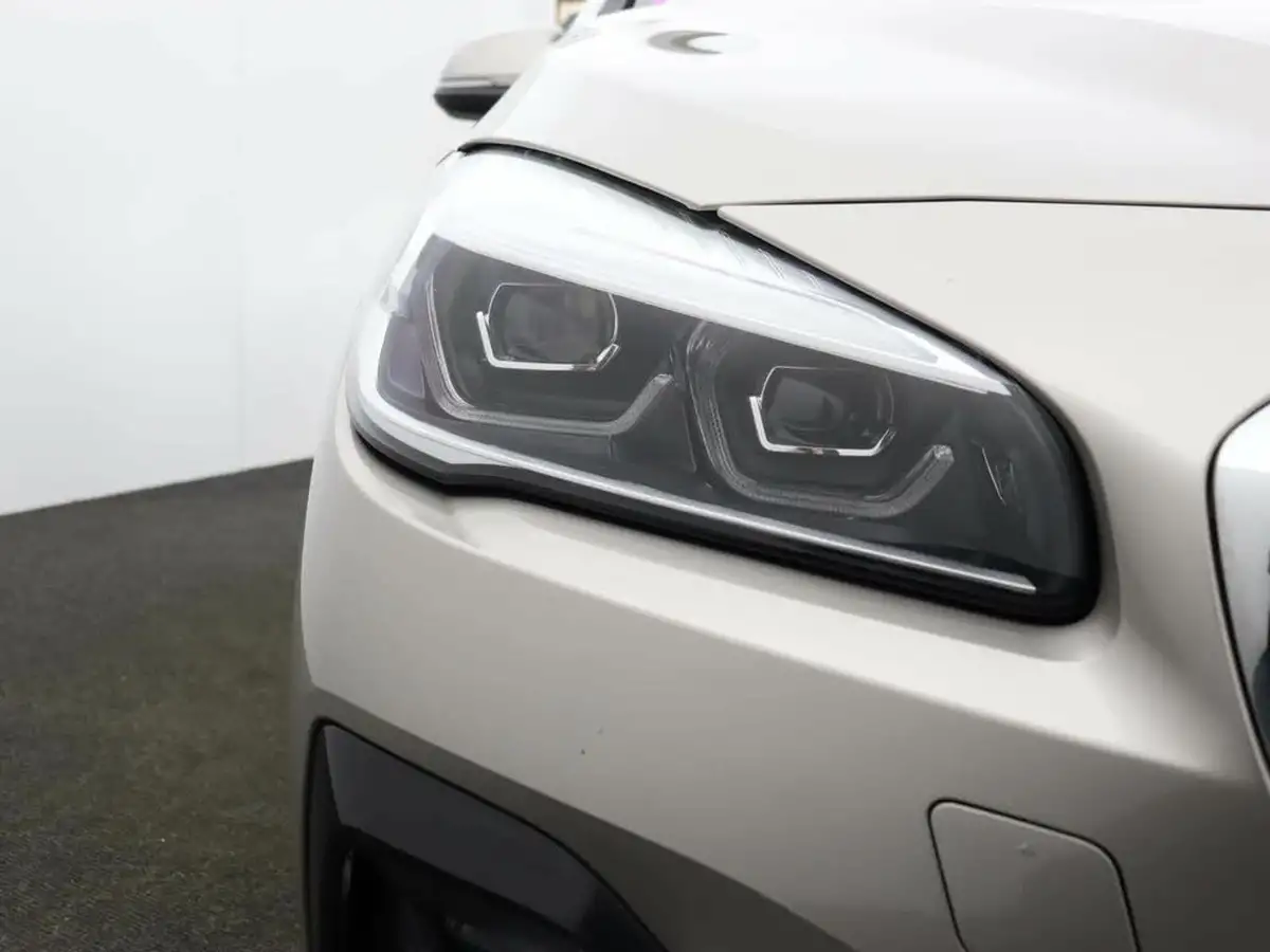 2021-bmw-2-series-20-220i-luxury-active-big-43