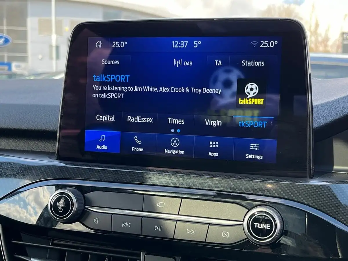 2024-ford-kuga-25t-st-line-x-edition-190ps-fhev-big-9
