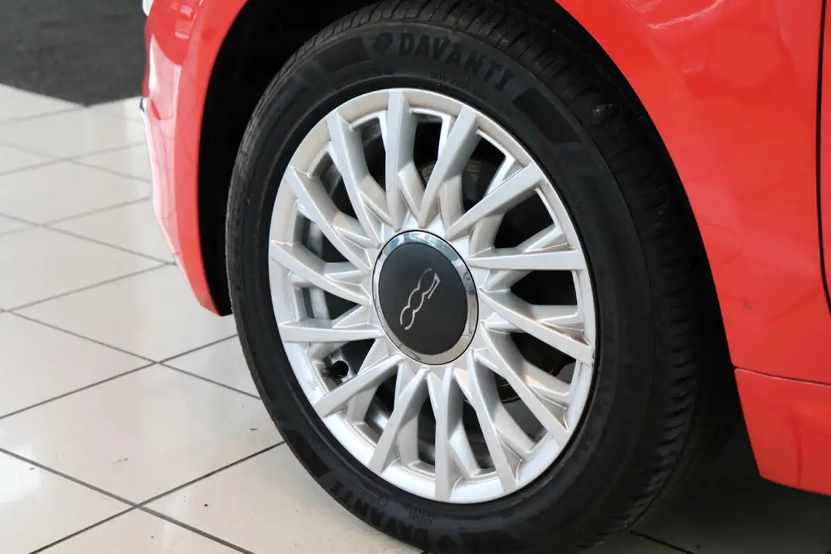 2016-fiat-500-12-lounge-dualogic-big-77