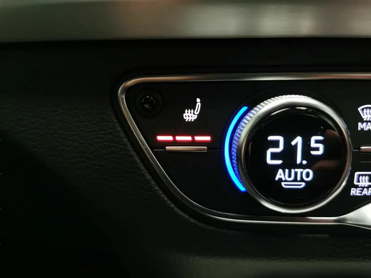 2019-audi-q5-20-45-tfsi-s-line-big-23