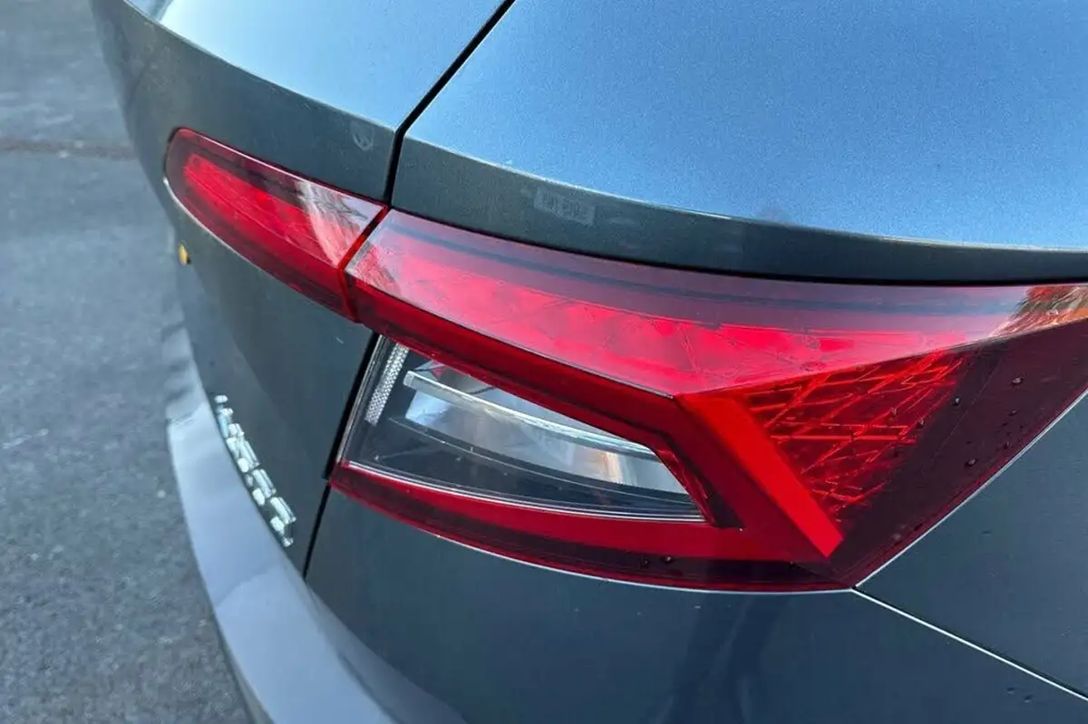 2019-skoda-karoq-15-tsi-se-l-big-22
