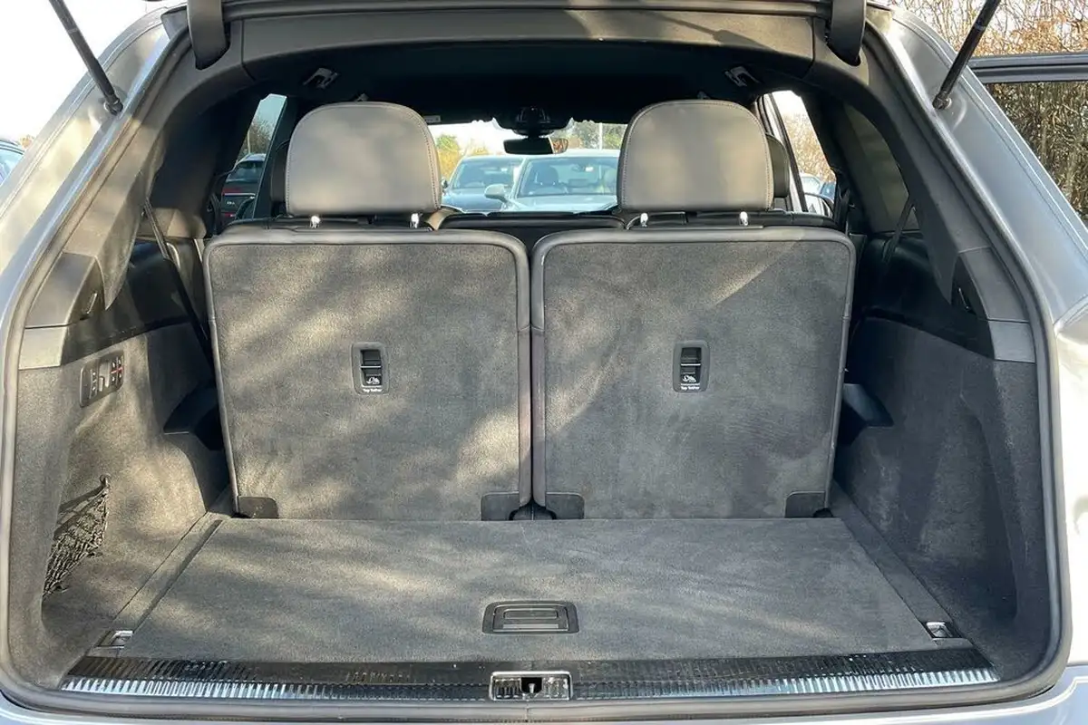 2020-audi-q7-30-45-tdi-s-line-big-19