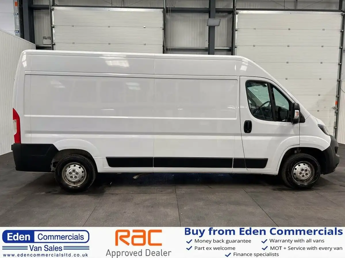 2022-peugeot-boxer-22-bluehdi-professional-335-l3-h2-panel-big-1