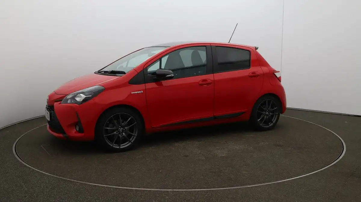 2020-toyota-yaris-15-vvt-i-gr-sport-big-65