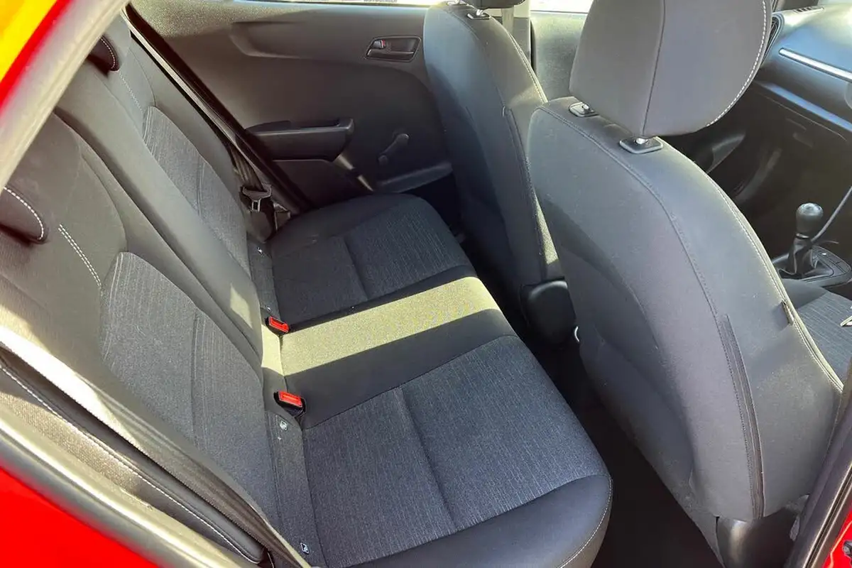 2020-kia-picanto-10-1-4-seats-big-14