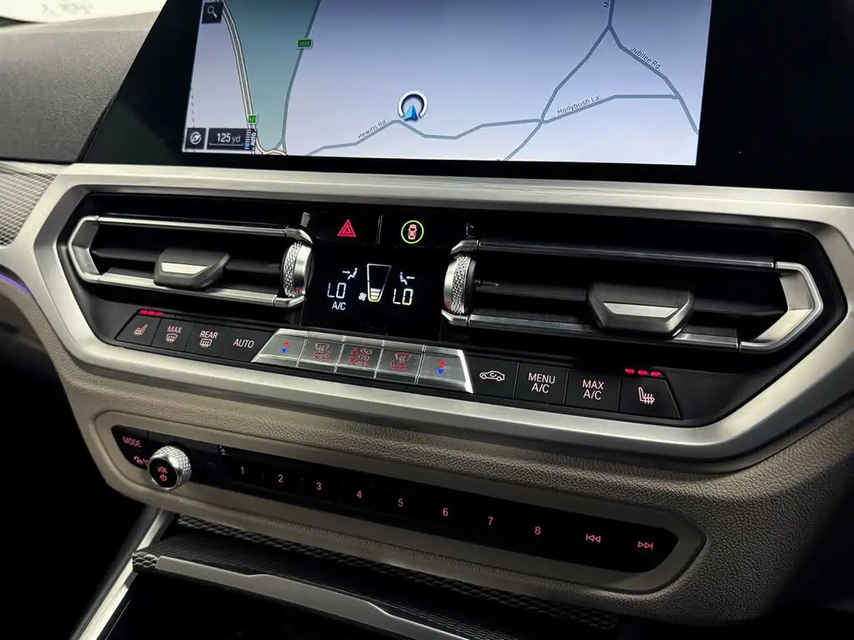 2019-bmw-3-series-20-330e-m-sport-plus-pack-big-31