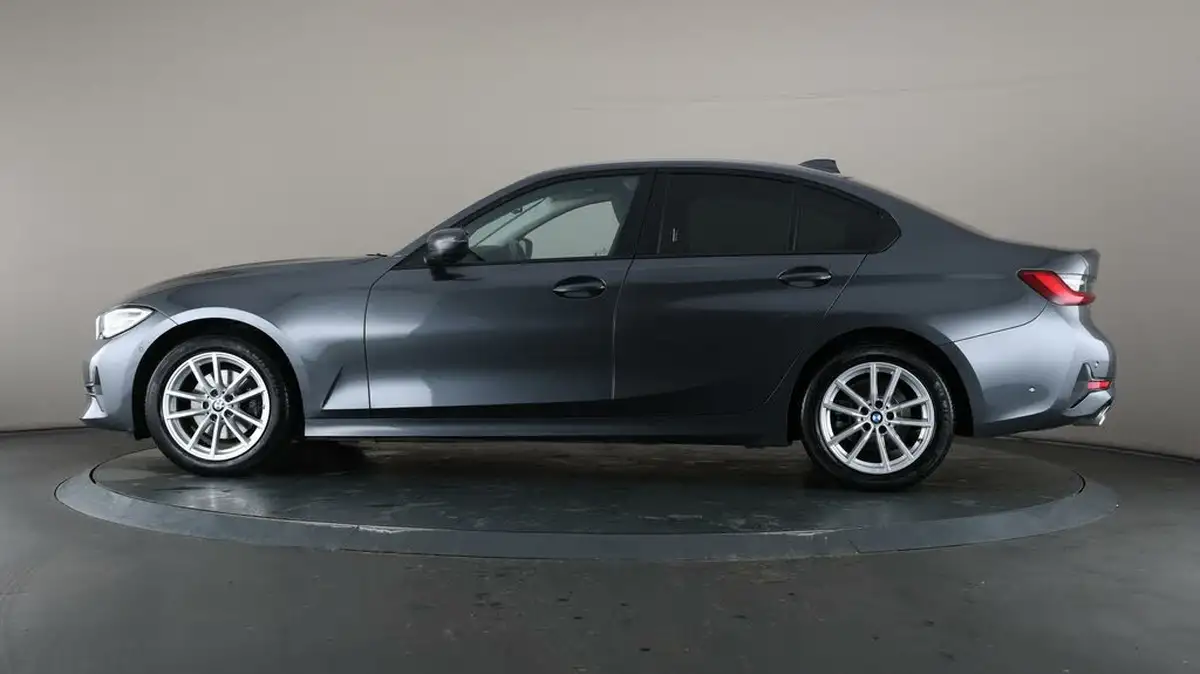 2019-bmw-3-series-20td-320d-se-190bhp-saloon-4d-sport-auto-big-4