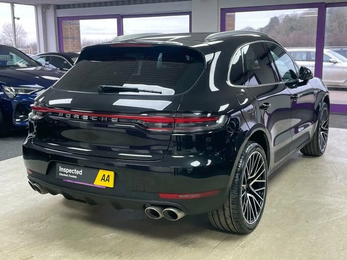 2020-porsche-macan-30-s-big-7