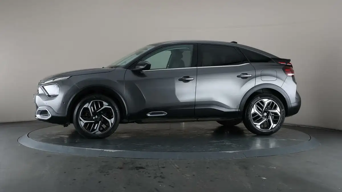 2023-citroen-c4-15bluehdi-shine-plus-big-34