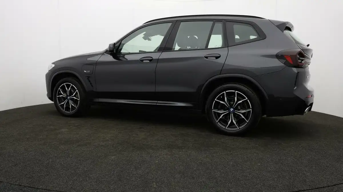 2021-bmw-x3-20-xdrive-30e-m-sport-big-66