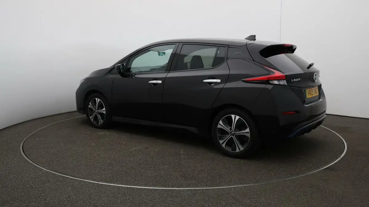 2021-nissan-leaf-e-10-40kwh-big-30