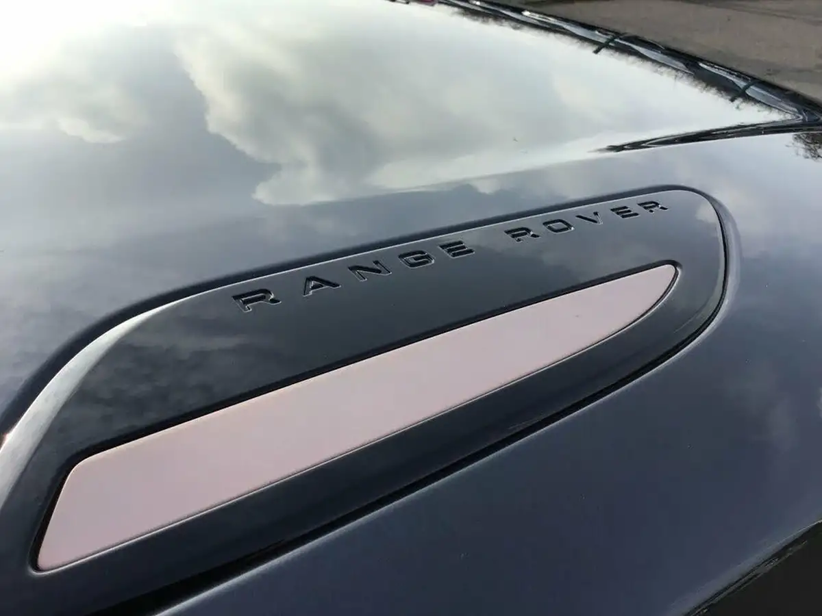 2020-land-rover-range-rover-velar-20-d240-r-dynamic-hse-big-10