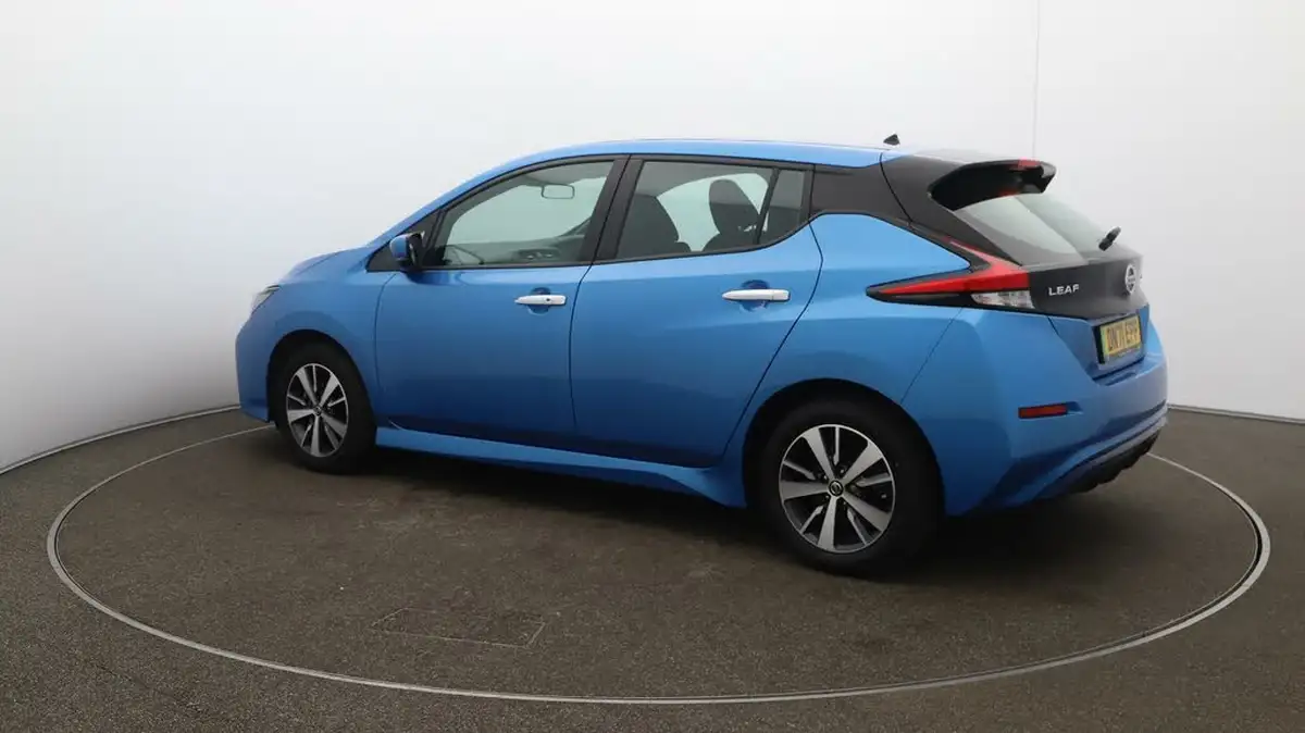 2021-nissan-leaf-e-acenta-big-33