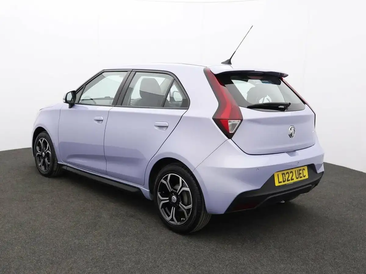 2022-mg-mg3-15-vti-tech-exclusive-nav-big-8