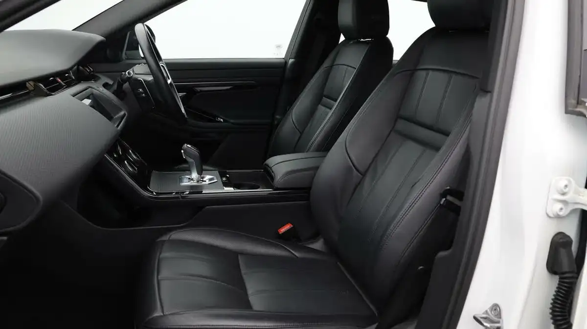 2022-land-rover-range-rover-evoque-15-p300e-r-dynamic-s-big-14