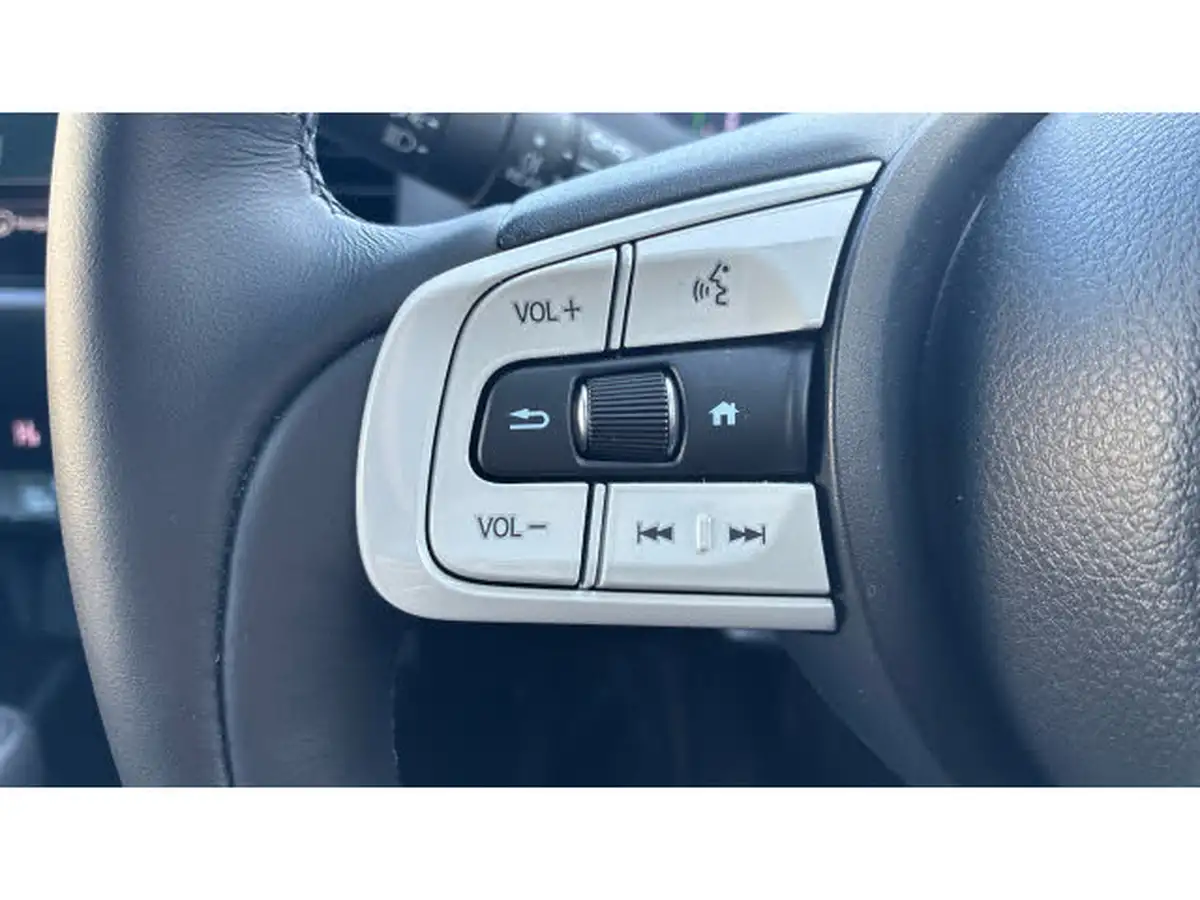 2023-honda-jazz-15-i-mmd-advance-big-12