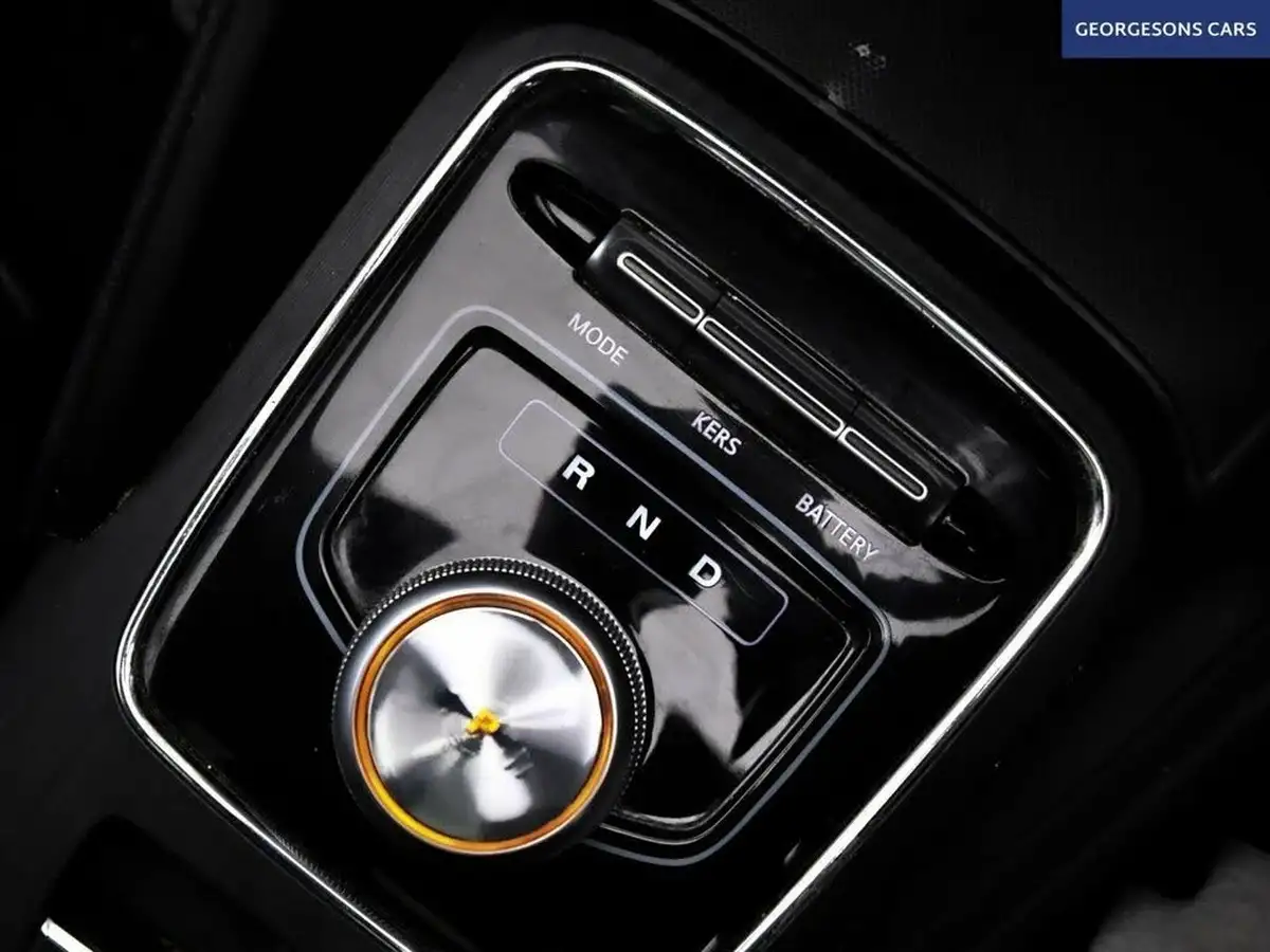 2021-mg-zs-suv-e-exclusive-ev-big-20