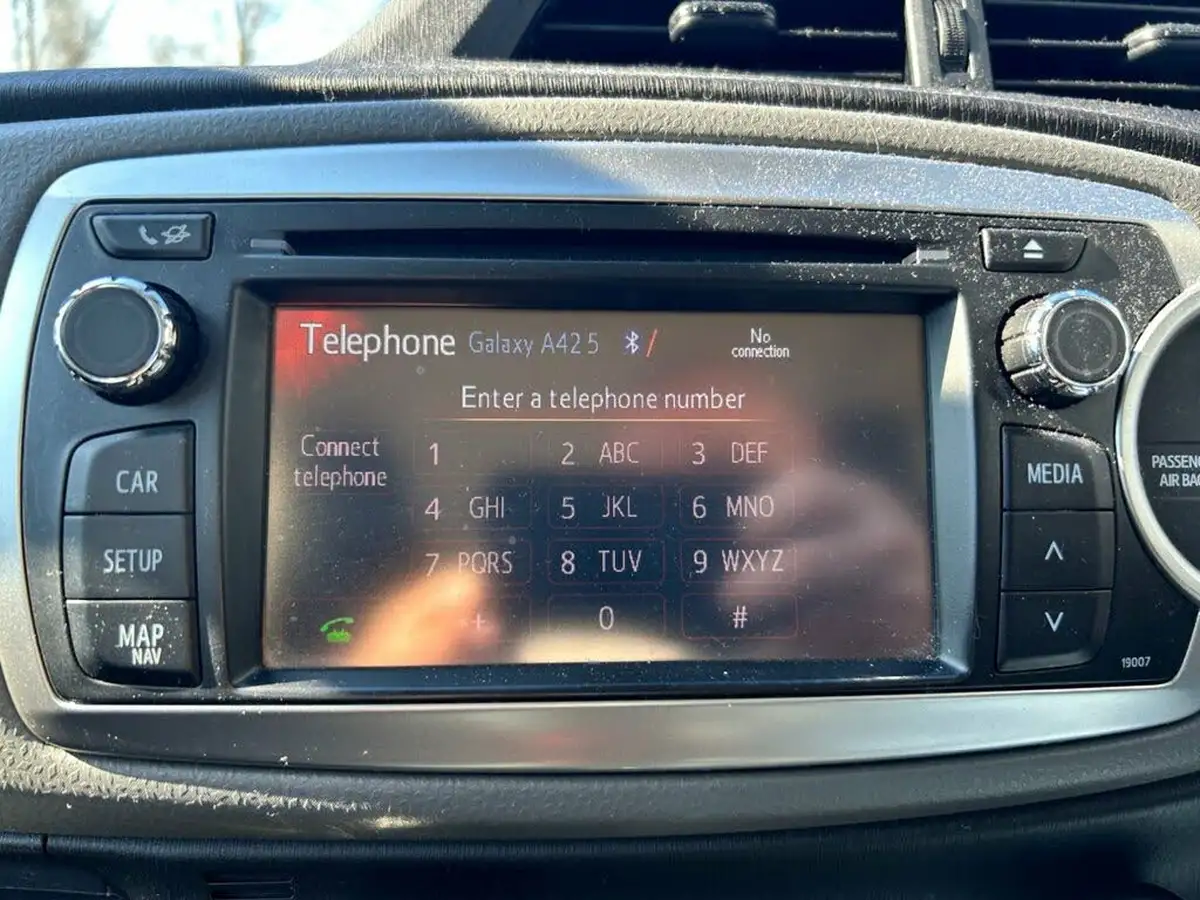 2014-toyota-yaris-133-icon-big-7