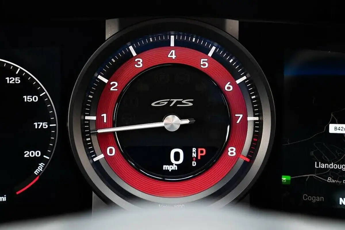 2022-porsche-911-30-carrera-gts-coupe-big-14