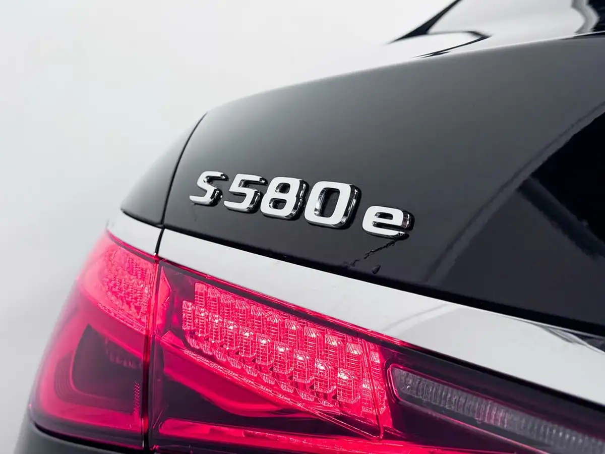 2023-mercedes-benz-s-class-30-s580e-l-amg-line-premium-plus-executive-big-17