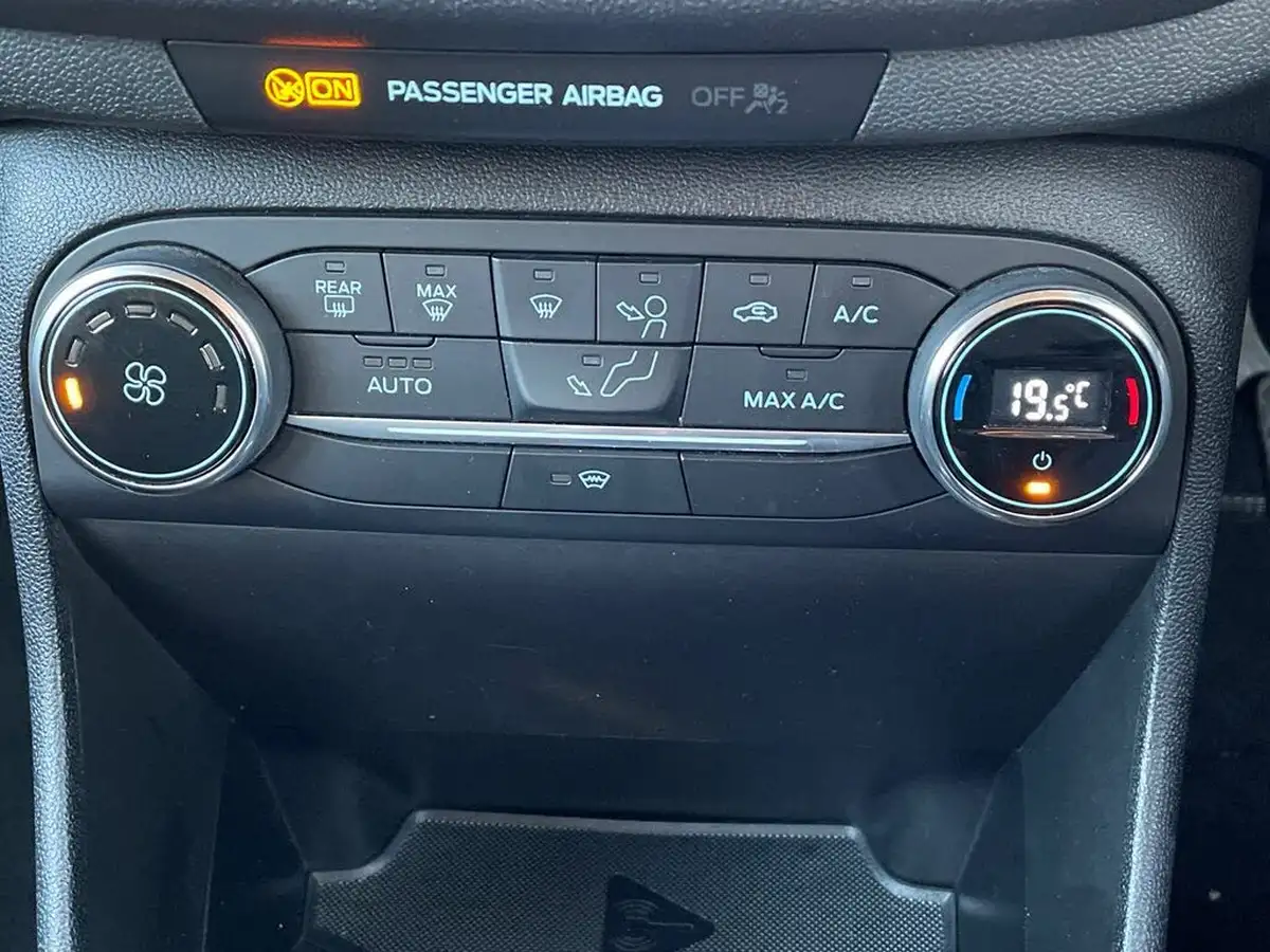 2019-ford-fiesta-10t-titanium-125ps-5d-big-22