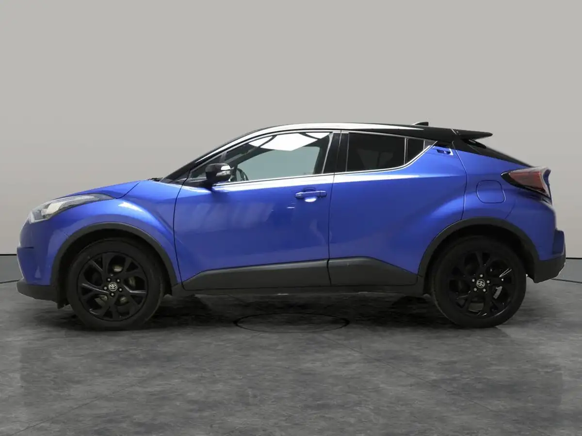 2018-toyota-c-hr-12-dynamic-big-11