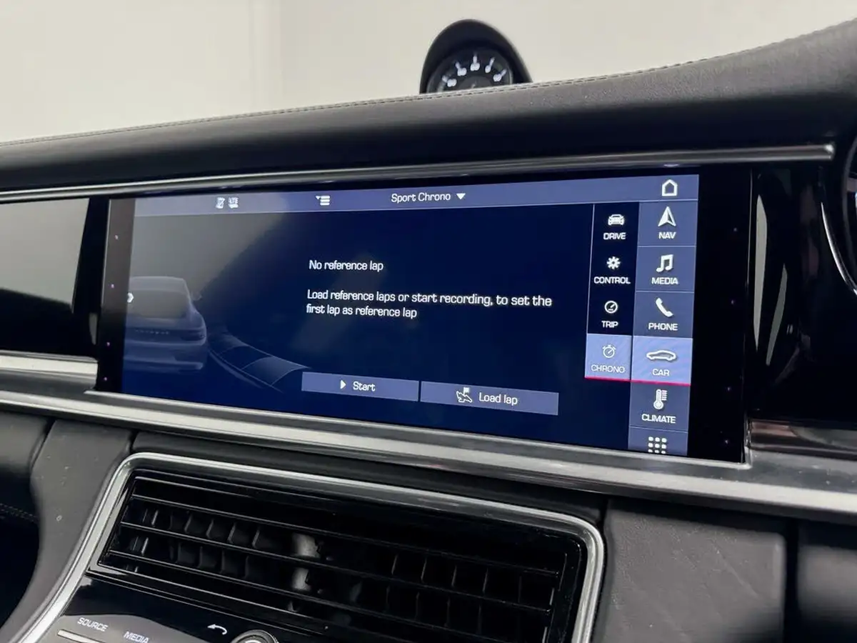 2019-porsche-panamera-30-4-e-hybrid-hatchback-big-53