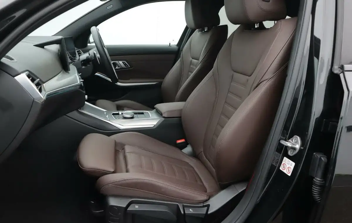 2023-bmw-3-series-20-330e-m-sport-saloon-4d-big-14