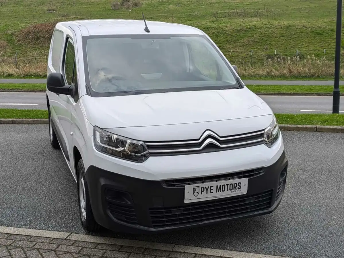 2023-citroen-berlingo-15-bluehdi-1000-enterprise-edition-100pseu6d-big-0