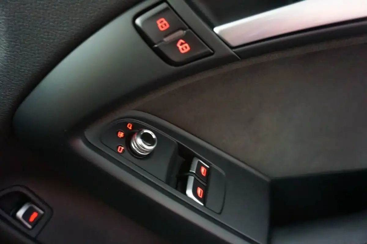 2015-audi-a5-30tdi-s-line-coupe-big-20