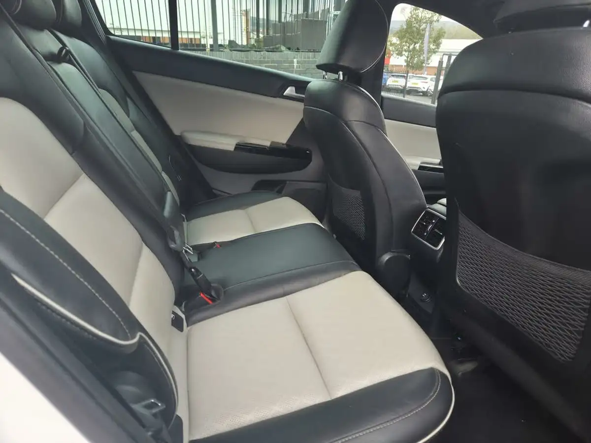 2016-kia-sportage-16-t-gdi-gt-line-dct-big-11