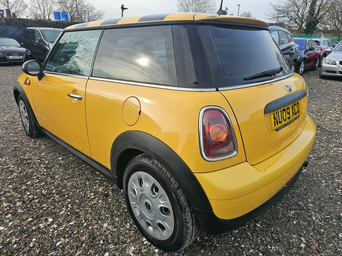 2009-mini-cooper-14-one-95bhp-big-4