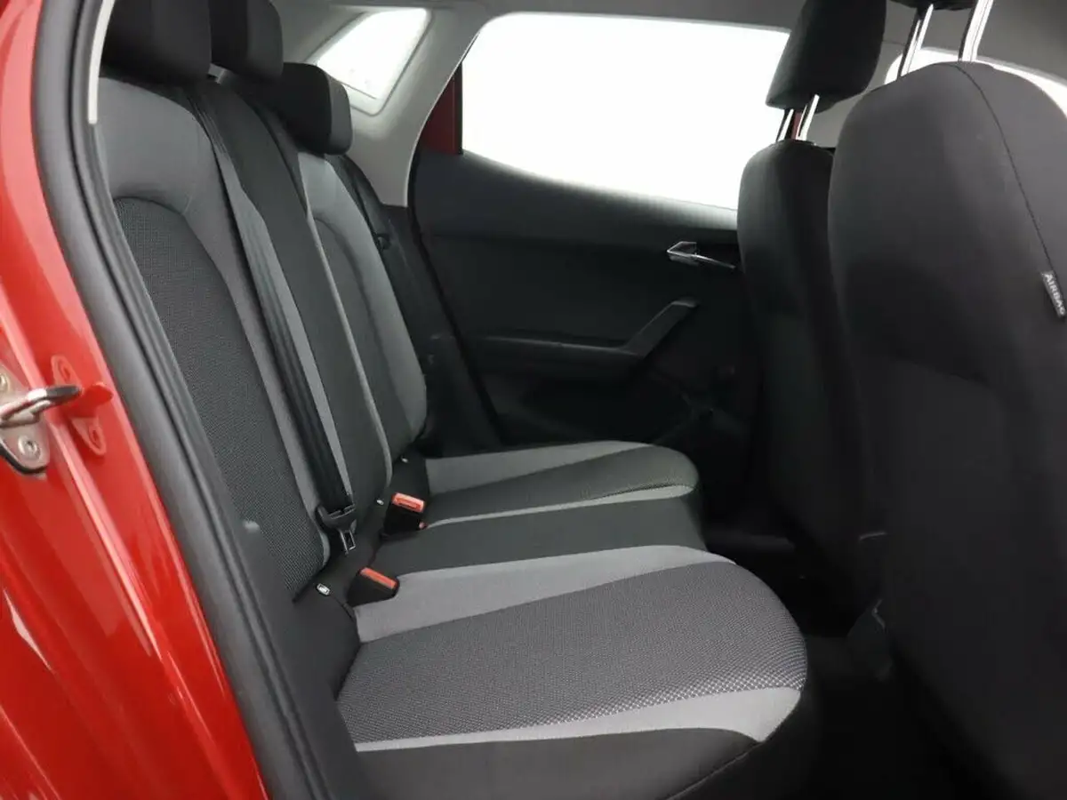 2017-seat-ibiza-10-tsi-se-big-28