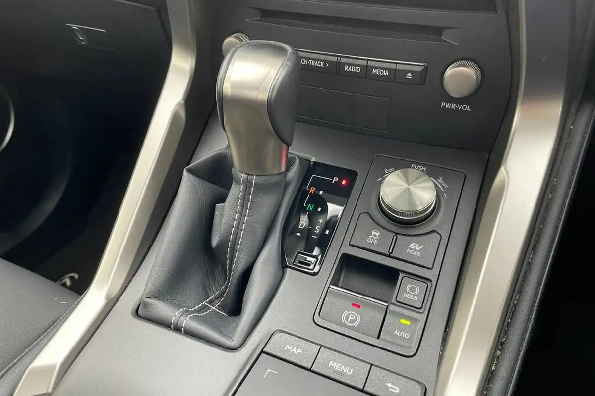 2021-lexus-nx-300h-25-nx-4wd-8in-navigationparking-sensors-big-39