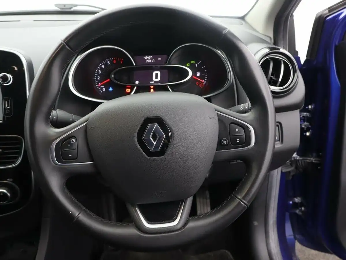 2019-renault-clio-09-tce-gt-line-big-16