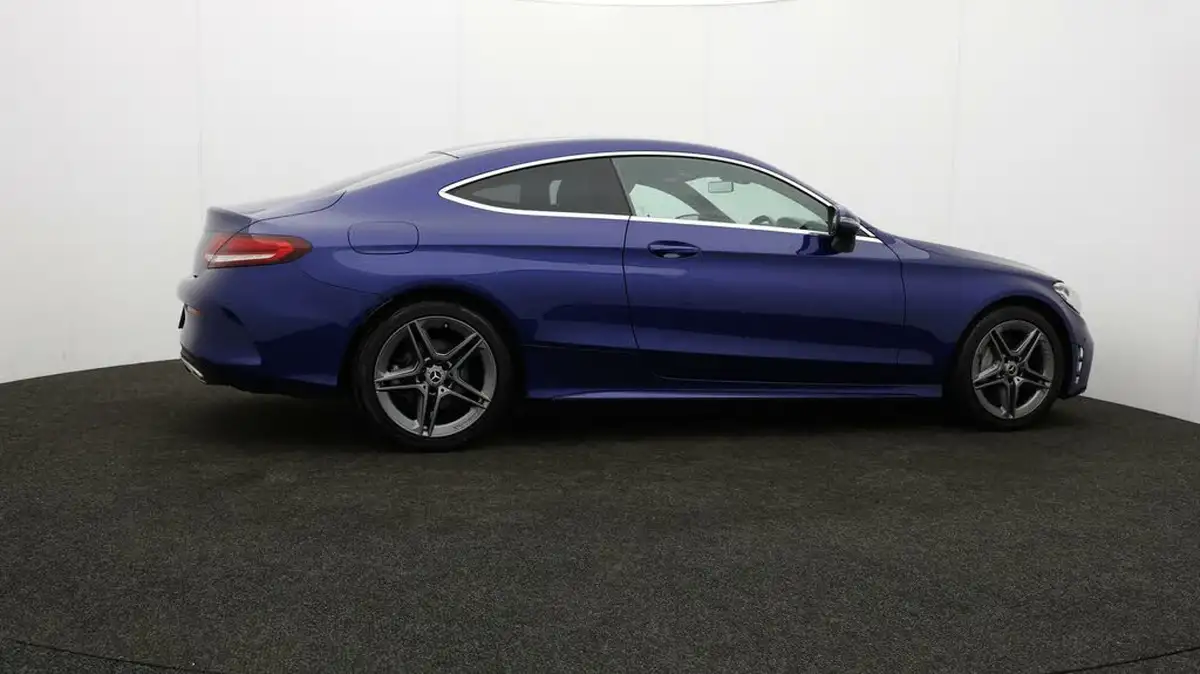 2020-mercedes-benz-c-class-20d-c300d-amg-line-244ps-coupe-2d-big-28