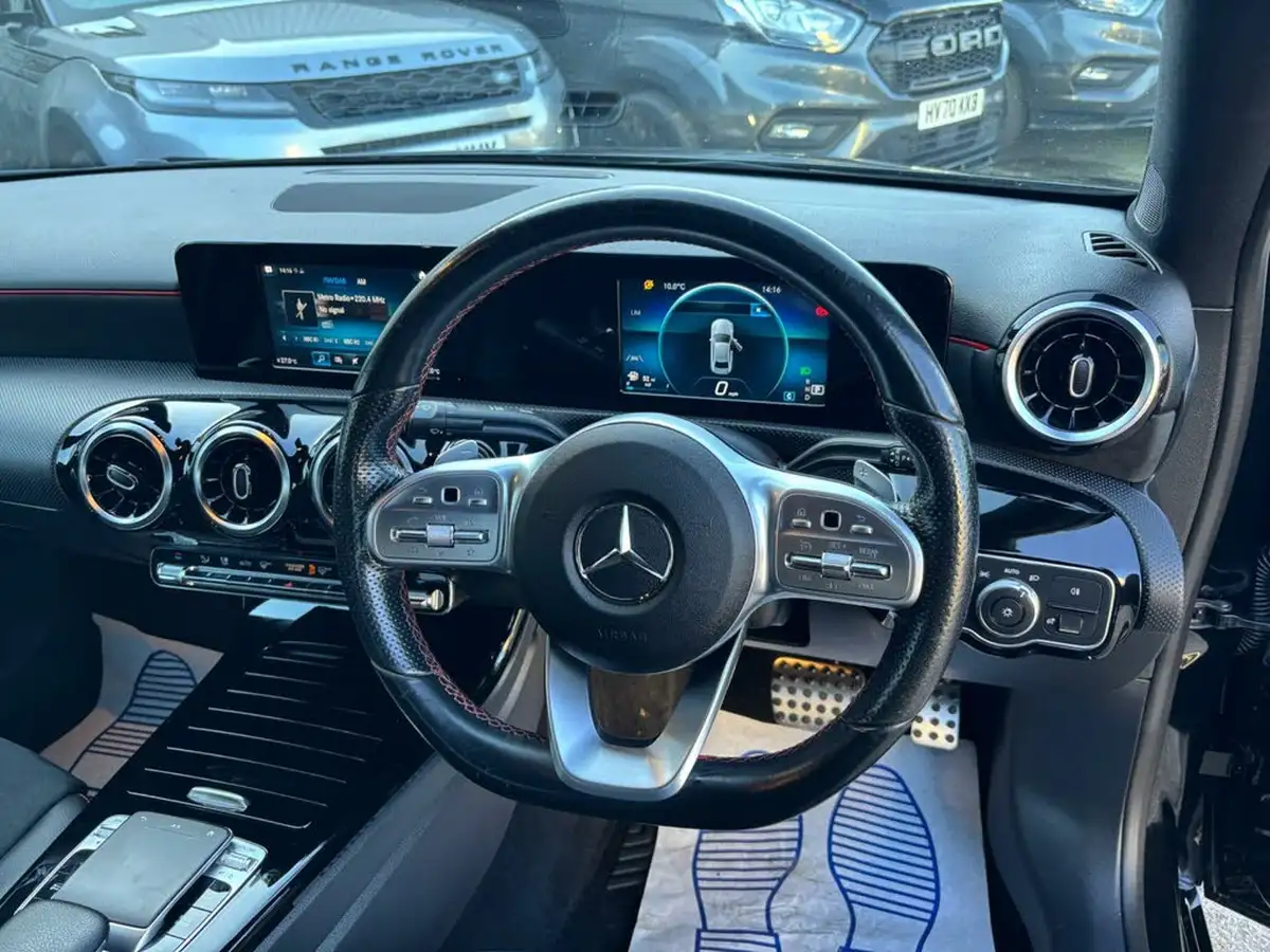 2019-mercedes-benz-a-class-15d-a180d-amg-line-saloon-4d-7g-dct-big-11