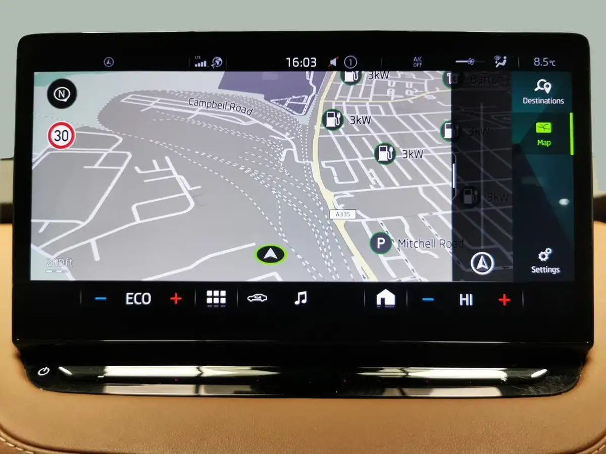 2021-skoda-enyaq-e-60-62-kwh-big-4
